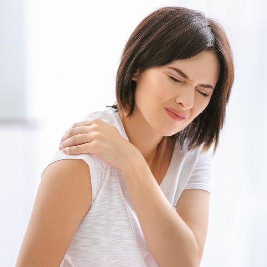 bệnh đau nhức xương khớp ở người trẻ