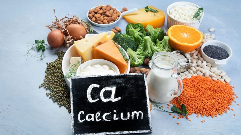 tăng cường bổ sung thực phẩm giàu canxi thúc đẩy sụn chêm mau lành